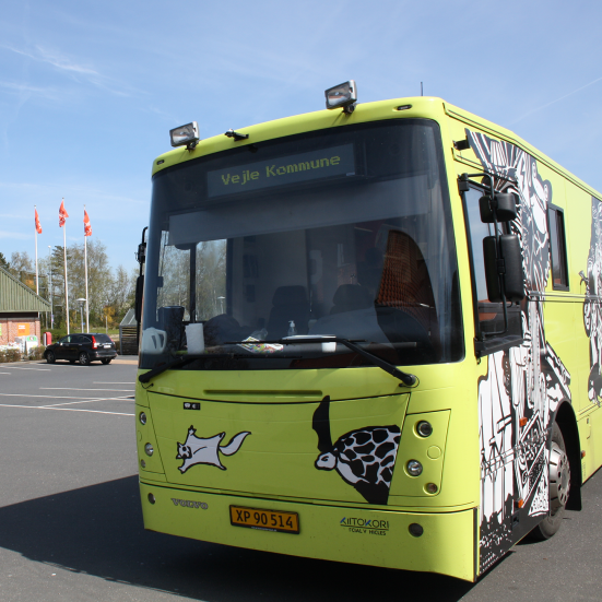 Biblioteksbussen ved Vindinggård Center