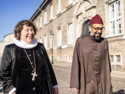 Foto af Biskop Marianne Christiansen og Imam Naveed Baig.