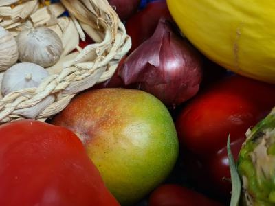 Billede med frugt og grønt