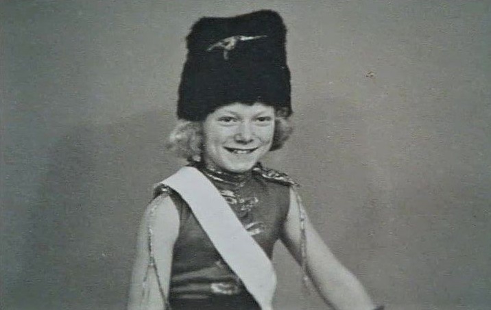 Inger Christensen som barn screenshot fra Cikaderne